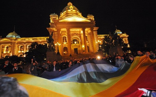 La Serbie a-t-elle bien fait d’annuler la Gay Pride ?