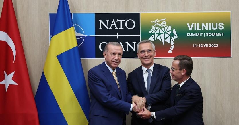 Recep Tayyip Erdogan à Vilnius, le 10 juillet 2023, avec le secrétaire général de l'Otan Jens Stoltenberg et le Premier ministre suédois Ulf Kristersson (droite).